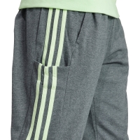 adidas Essentials Single pantaloni b?rba?i Jersey Tapered Hem deschis 3-stripes gri inchis IS1367