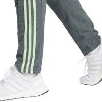 adidas Essentials Single pantaloni b?rba?i Jersey Tapered Hem deschis 3-stripes gri inchis IS1367