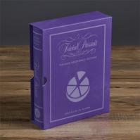 Hasbro Trivial Pursuit Vintage Bookshelf Edition