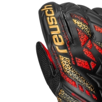 Manusa Portar Reusch Attrakt Solid Red-Black 5570515 7075