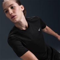 Tricou Nike Swift Ld00