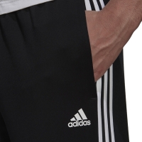 Pantaloni scurți adidas Essentials Warm-Up 3-Stripes negru H48433