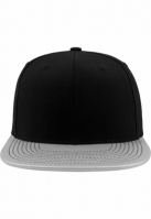 Metallic Visor Snapback Flexfit