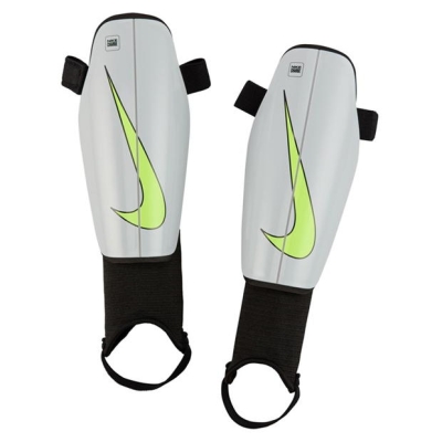 Aparatoare Nike Charge