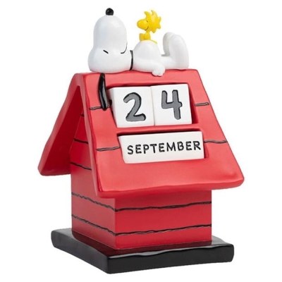 Paladone Snoopy Doghouse 3D Perpetual Calendar