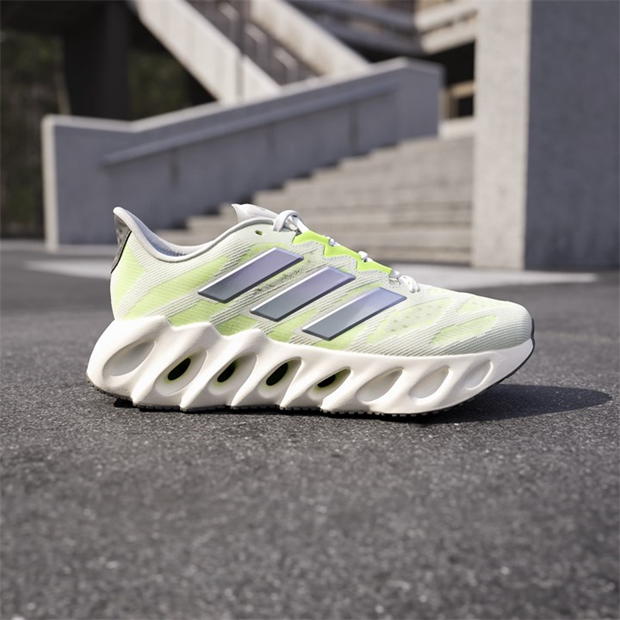 adidas SWITCH FWD M