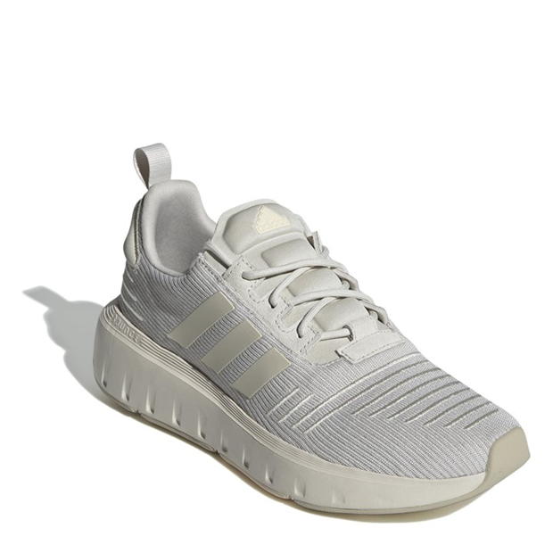 Pantof sport adidas Swift Run 23 Low-Top dama