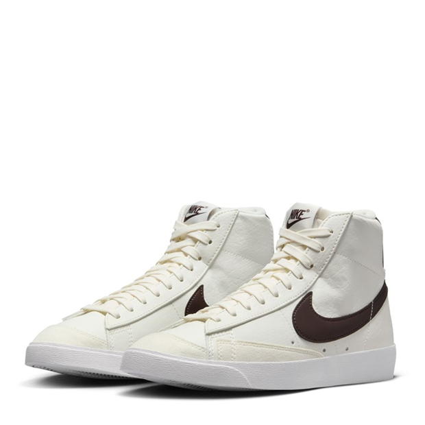 Pantof sport Nike Blazer Mid 77 NN dama