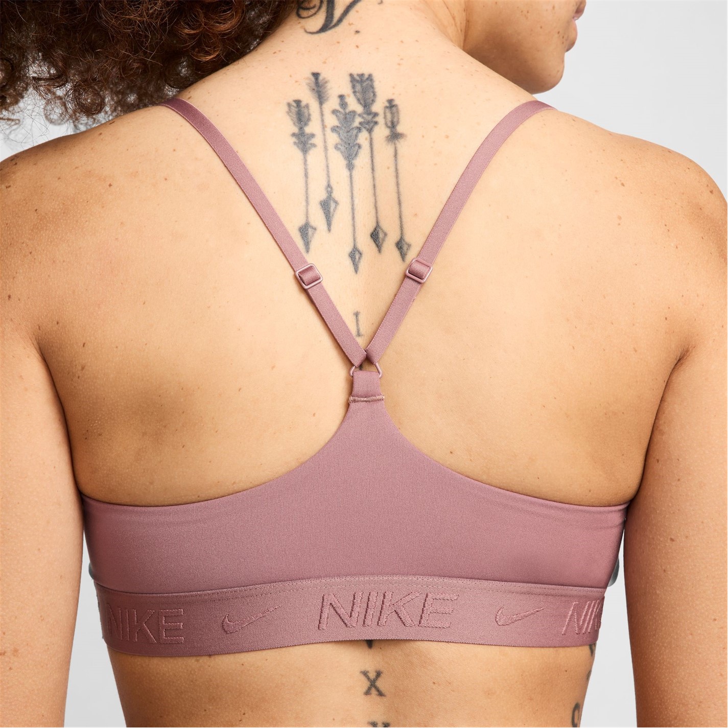 Nike Indy Light-Support Logo Sports Bra dama