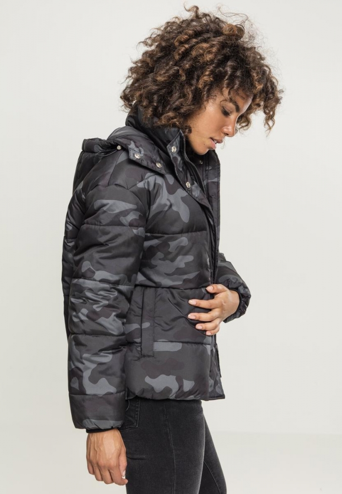 Jacheta Boyfriend Camo Puffer dama Urban Classics