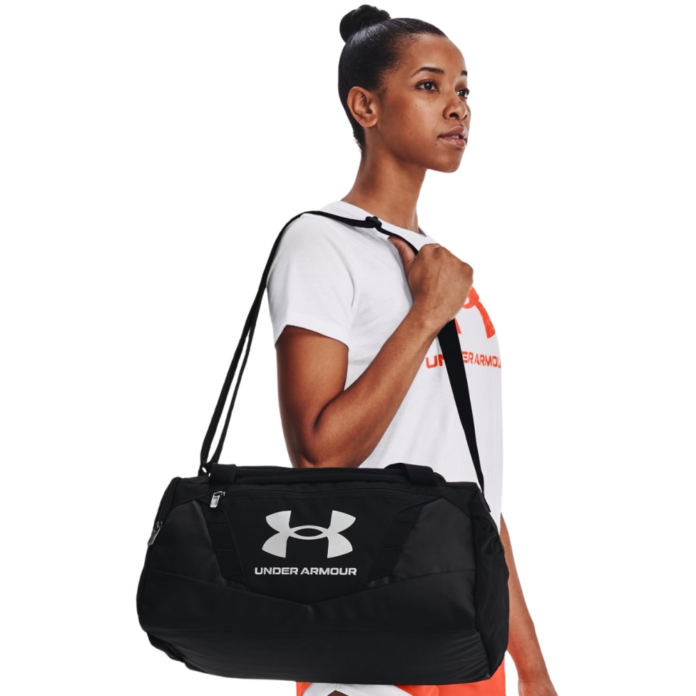 Geanta box Under Aromur Undeniable 5.0 Duffle XS black 1369221 001 Under Armour