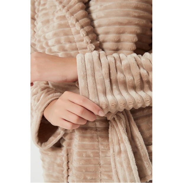 Linea Carved Dressing Gown