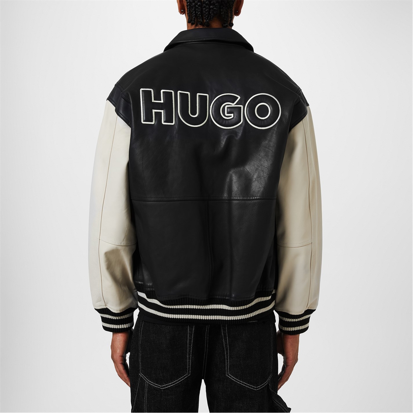 Hugo Lugos 10248015 01