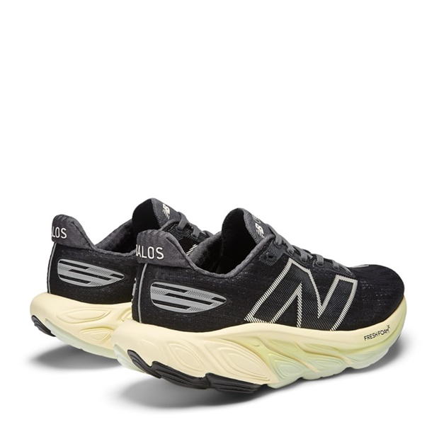 New Balance FFX Balos Sn44