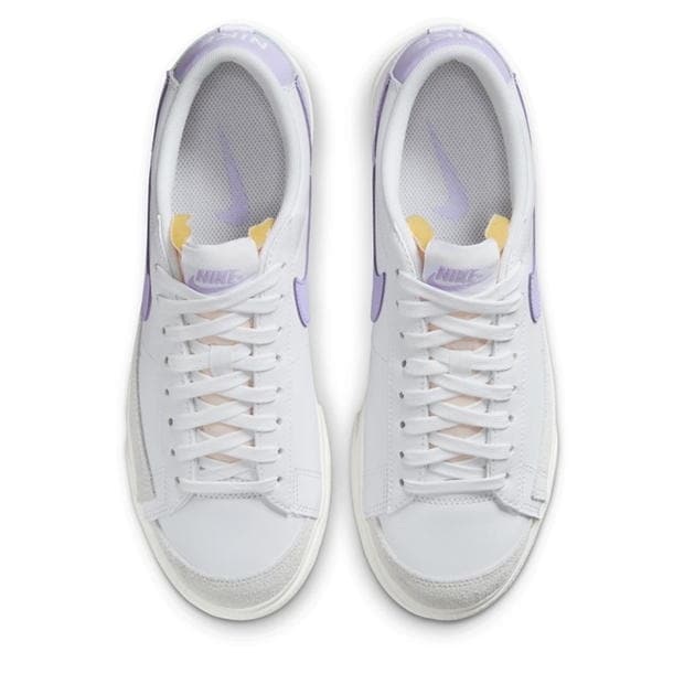 Pantof Nike Blazer Low Platform