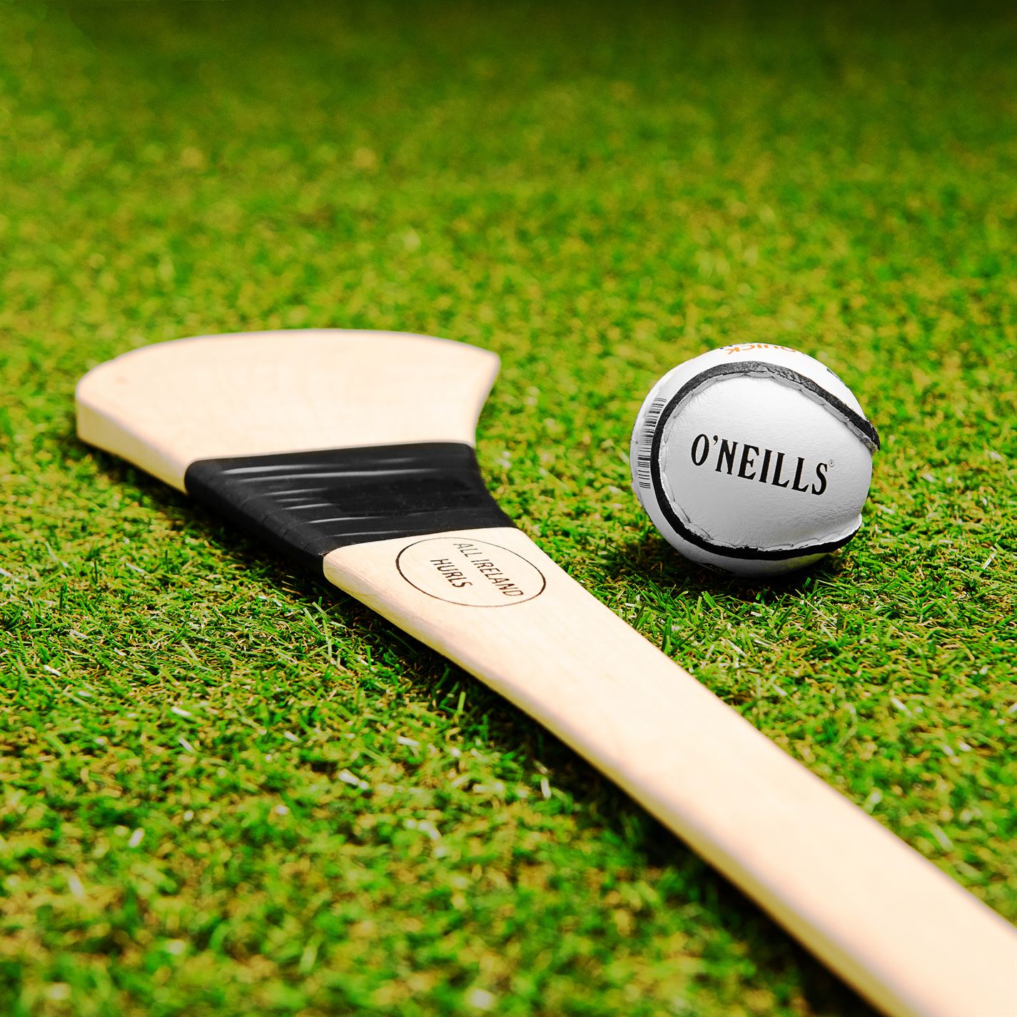 ONeills Quick Touch Sliotar