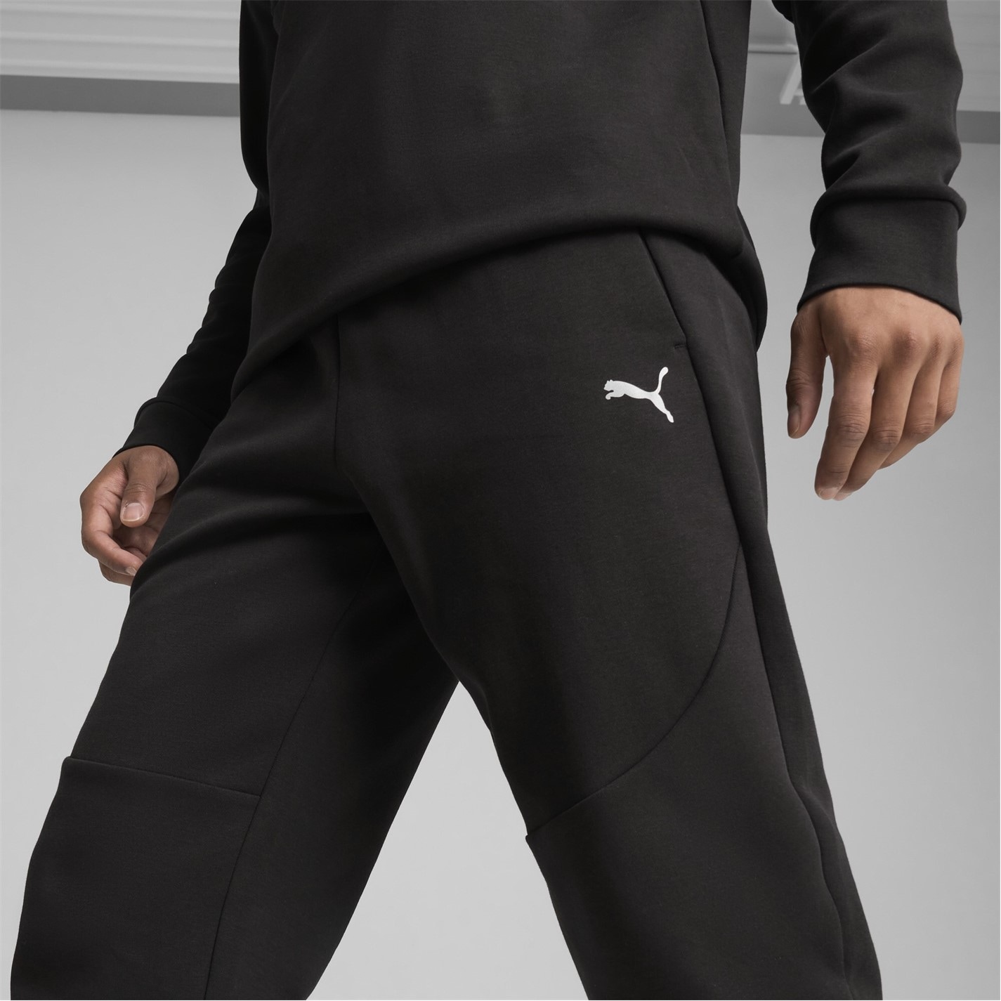 Pantalon Puma Pumatech Dk Cl Joggers barbat