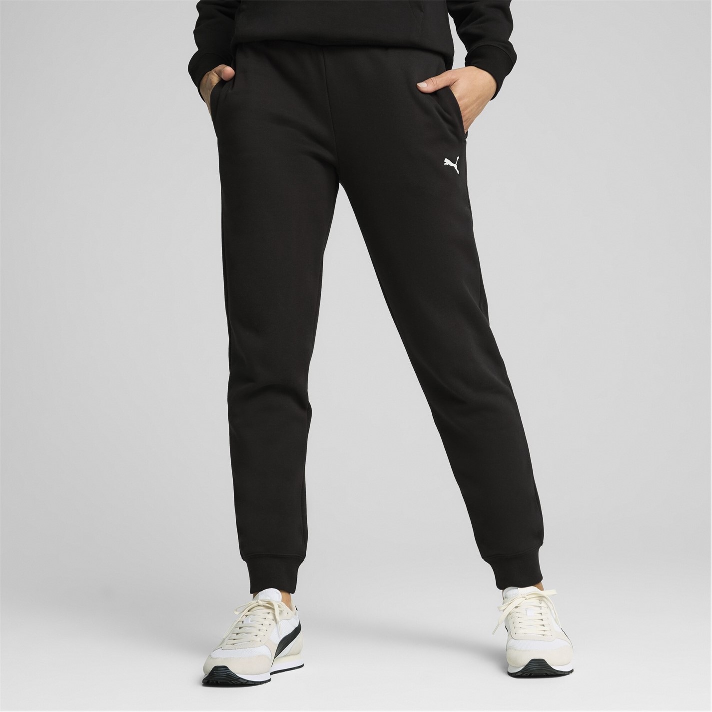 Pantalon trening Puma Ess Fl Cl Joggers dama