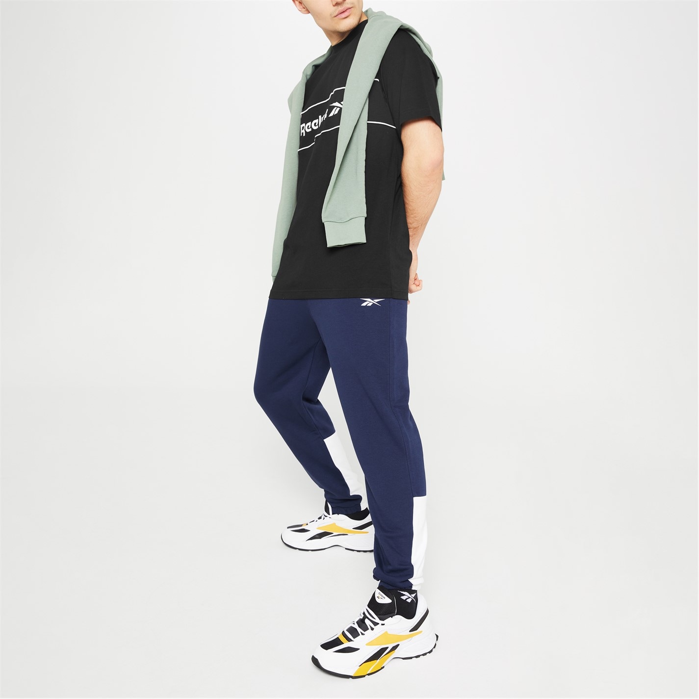 Reebok Essentials Linear Logo Joggers male