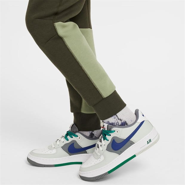 Bluza Pantalon Nike Sportswear Tech Big copil