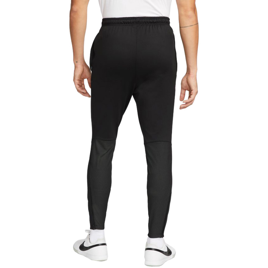 Pantalon Spodnie męskie Nike Therma-Fit Strike Kwpz Winter Warrior czarne DC9159 010