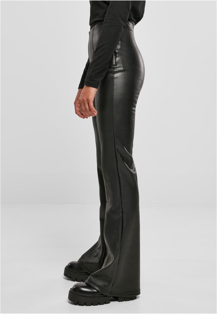 Pantalon Synthetic piele Flared dama Urban Classics