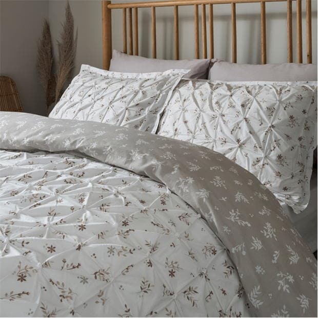 Homelife Printed Rouched Pleat Ditsy Leaves Duvet Set