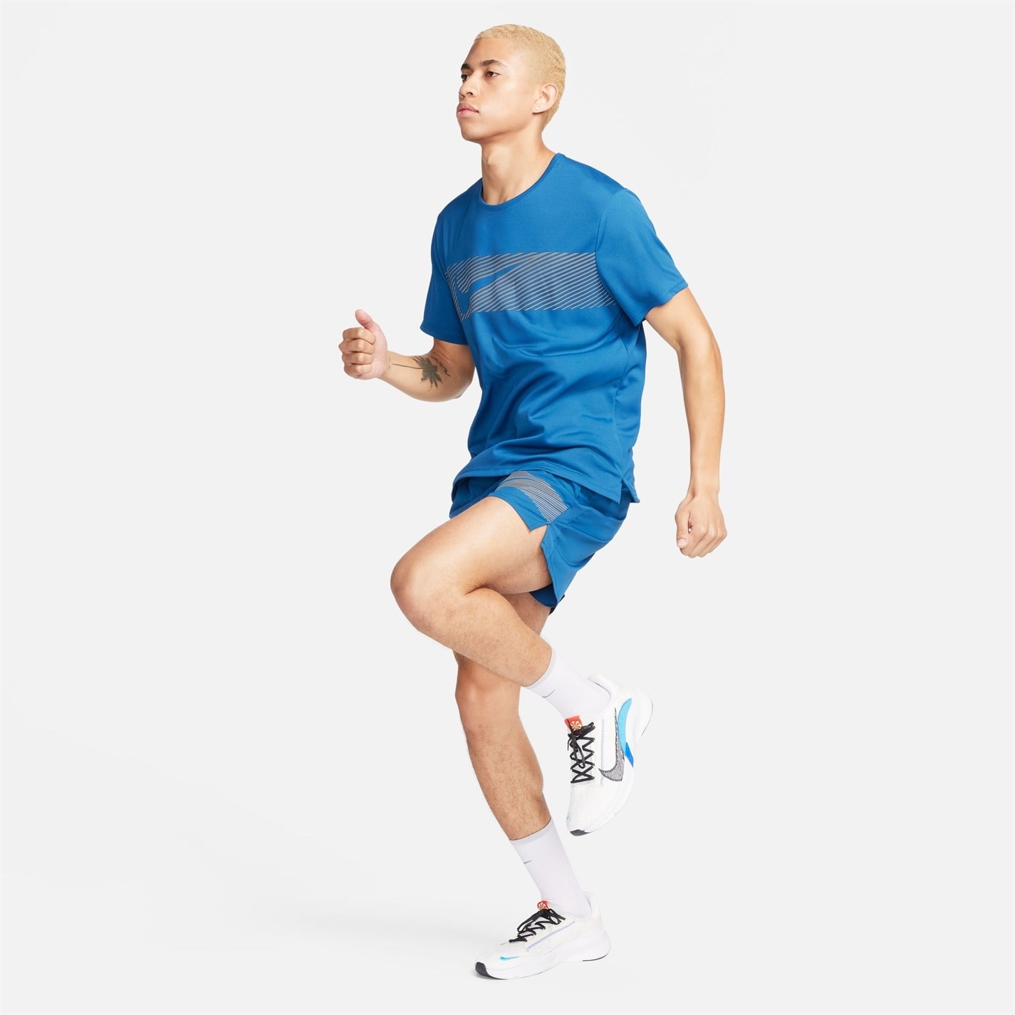 Nike Miler Flash Dri-FIT UV Short-Sleeve Running Top barbat