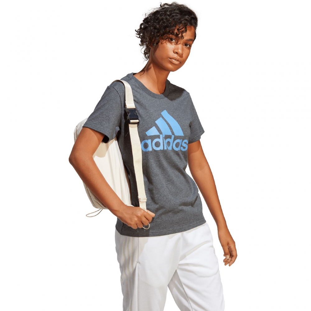 Tricou Koszulka damska adidas Loungewear Essentials Logo szara IC0634