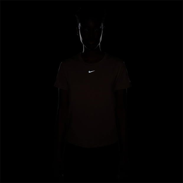 Nike Dri-FIT One Standard Fit Short-Sleeve Top dama